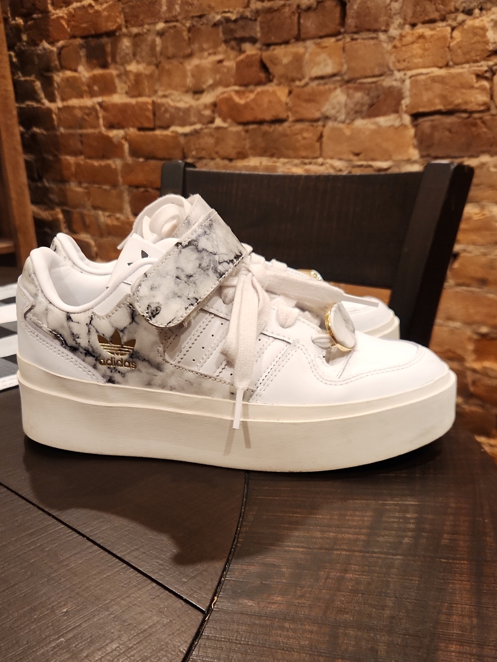 Like New! Women's Adidas Forum Bonega Platform sneakers in the rare 'Marbled'